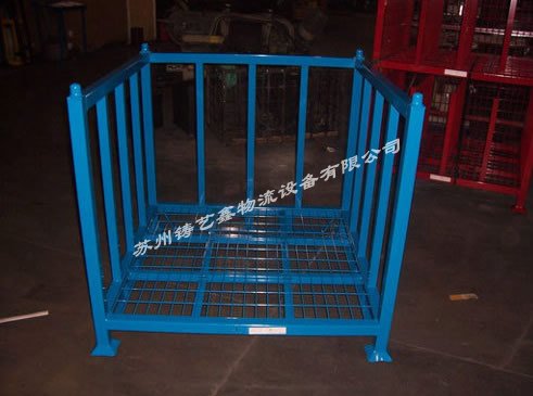 Stacking frame