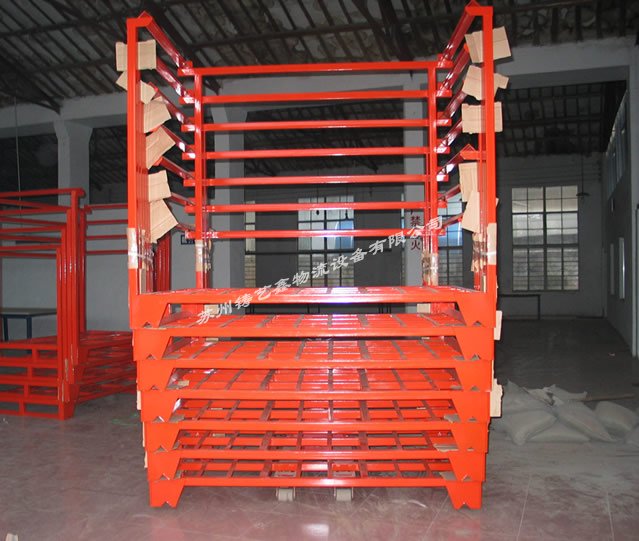Stacking frame
